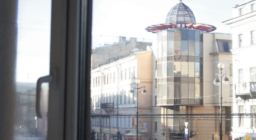 Гостиница Демократ на Невском 95 Санкт-Петербург