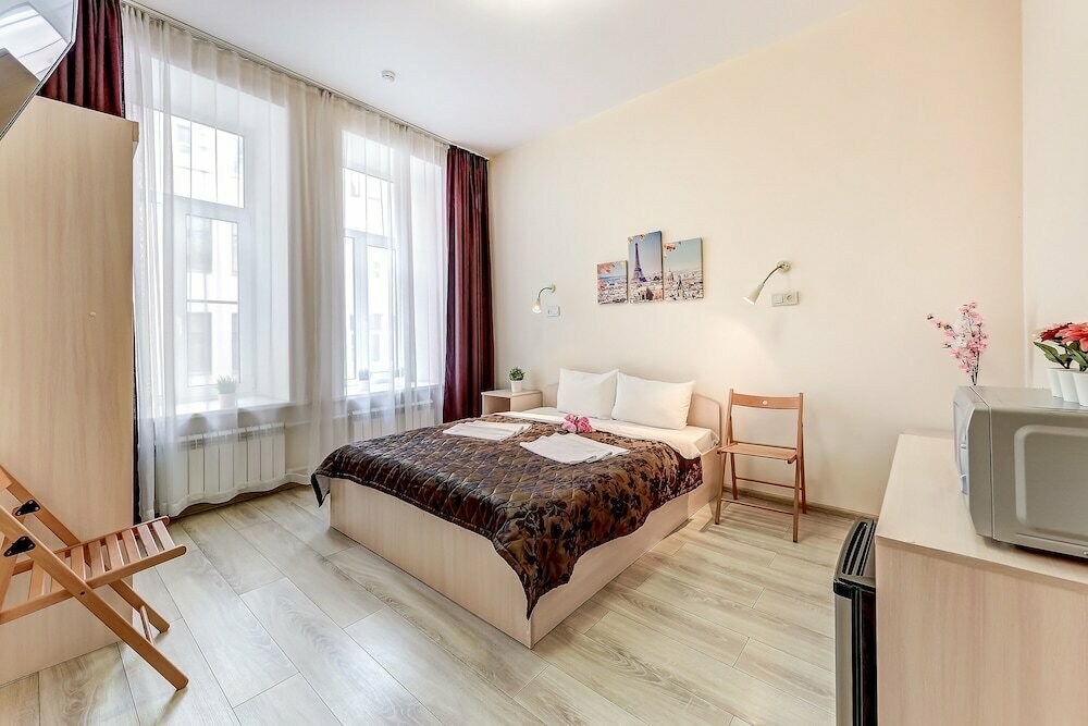 Гостиница Демократ на Невском 95 Санкт-Петербург-98