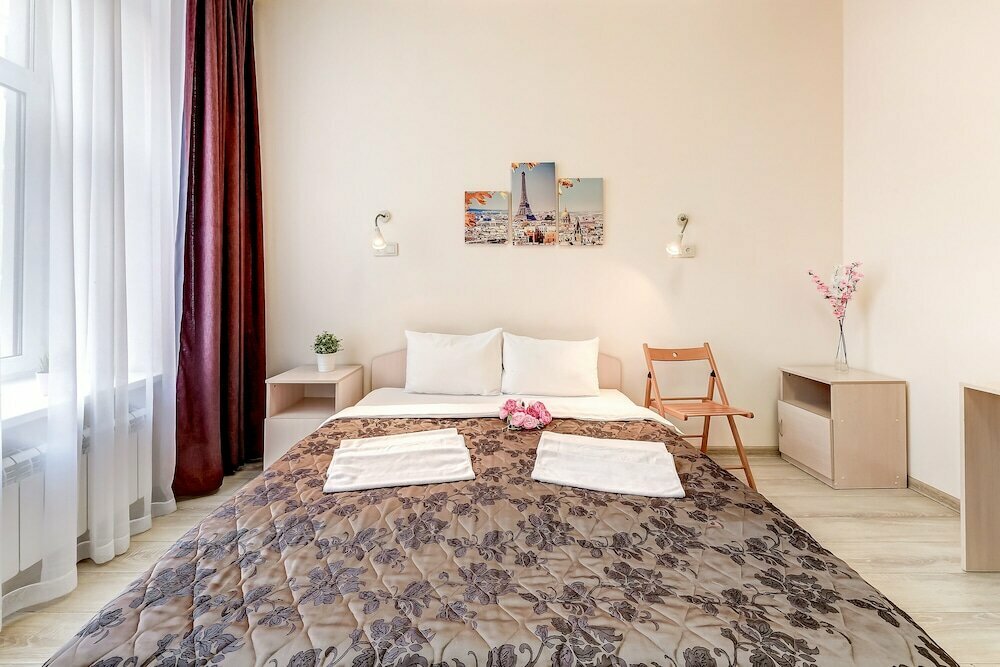 Гостиница Демократ на Невском 95 Санкт-Петербург-77