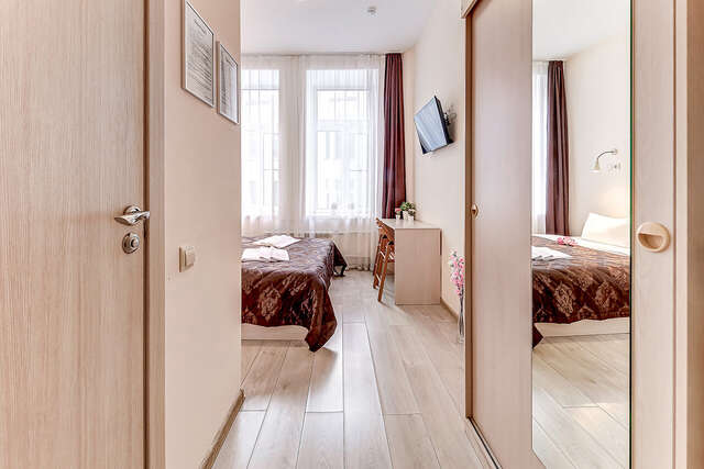 Гостиница Демократ на Невском 95 Санкт-Петербург-21