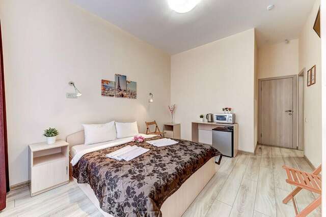 Гостиница Демократ на Невском 95 Санкт-Петербург-110